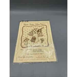 Vintage Mouse Pocket Pillow Sewing Pattern P101 The Quiltworks Mushroom Mouse